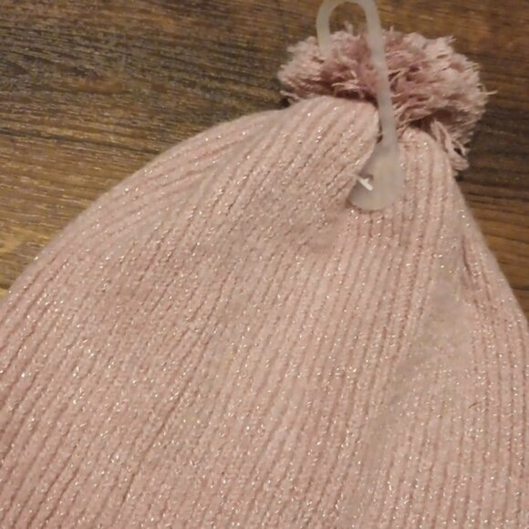 Old Navy toque - Picture 9 of 13